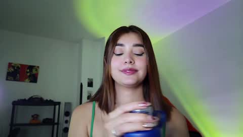 Snapshot of lilith_cruzz chatting on January 16, 2025, 12:45 am Lilith online show from January 16, 2025, 12:45 am