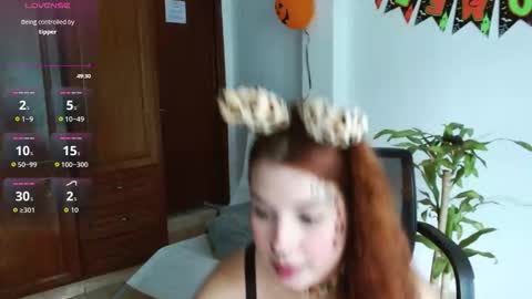 lili online show from October 31, 2025, 3:24 pm