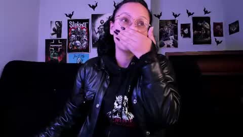 Snapshot of lilith_deveraux_ chatting on June 8, 2026, 2:50 pm MISTRESS LILITH online show from June 8, 2026, 2:50 pm