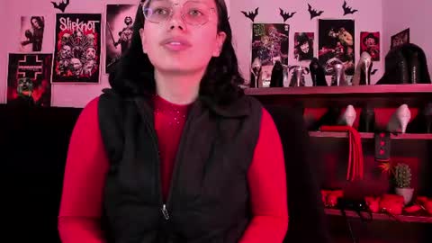 Snapshot of lilith_deveraux_ chatting on July 6, 2026, 6:10 pm MISTRESS LILITH online show from July 6, 2026, 6:10 pm