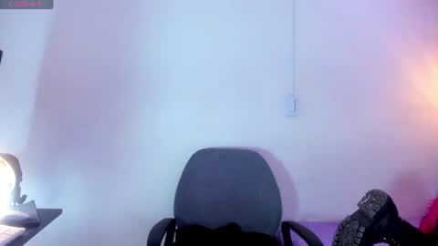 lilith_libelula online show from June 25, 2026, 11:37 am