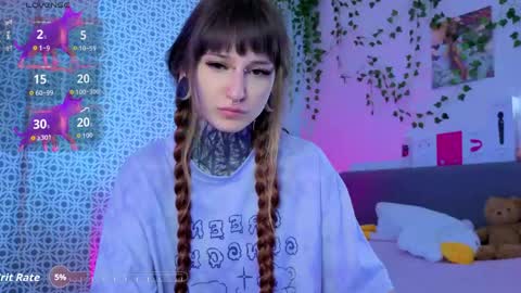 lilith_poison online show from May 17, 2026, 6:04 pm