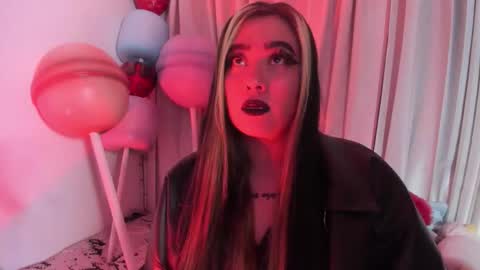 Snapshot of lilith_zenith20 chatting on February 8, 2026, 4:16 am Lilith online show from February 8, 2026, 4:16 am