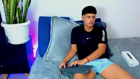    online show from March 9, 2025, 3:43 am