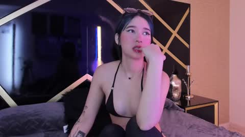 Snapshot of lilithcary chatting on January 9, 2025, 12:25 am Lilith online show from January 9, 2025, 12:25 am