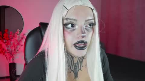 Snapshot of lilithmadness chatting on September 13, 2025, 5:07 am Lilith online show from September 13, 2025, 5:07 am