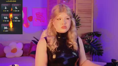 Snapshot of lilithnelson chatting on May 20, 2026, 8:42 am LilithNelson online show from May 20, 2026, 8:42 am