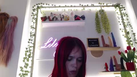 La pelirroja online show from May 15, 2026, 10:50 pm