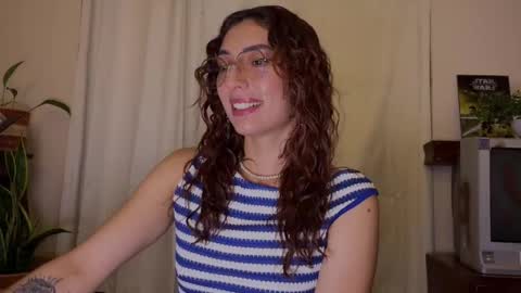 Lele online show from May 21, 2026, 4:41 am