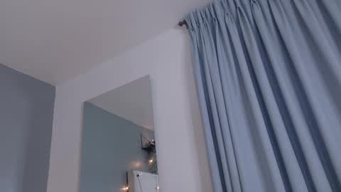 lilithsmith__ online show from December 15, 2025, 11:36 am