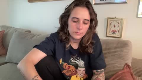lilldaddysgirl online show from February 28, 2026, 8:32 pm