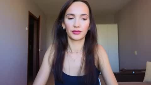 Snapshot of lillian_clark7 chatting on October 4, 2025, 11:08 am Lillian online show from October 4, 2025, 11:08 am