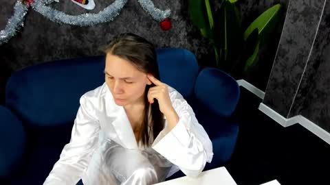Snapshot of lillian_white1 chatting on December 29, 2024, 4:16 am lillian_white1 online show from December 29, 2024, 4:16 am