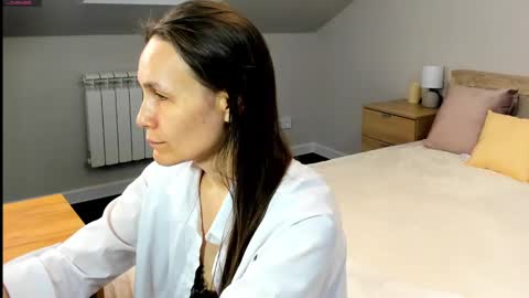 Snapshot of lillian_white1 chatting on February 22, 2025, 1:11 am lillian_white1 online show from February 22, 2025, 1:11 am