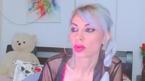 Snapshot of lillianasara chatting on March 20, 2026, 9:30 pm Lara online show from March 20, 2026, 9:30 pm