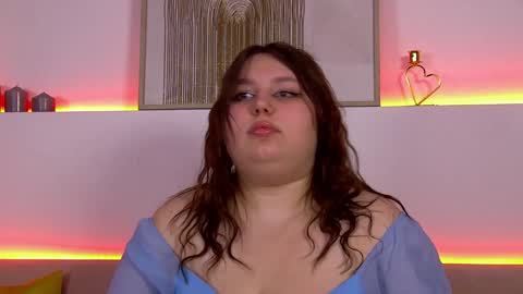 LillianHaig online show from January 24, 2025, 8:00 pm