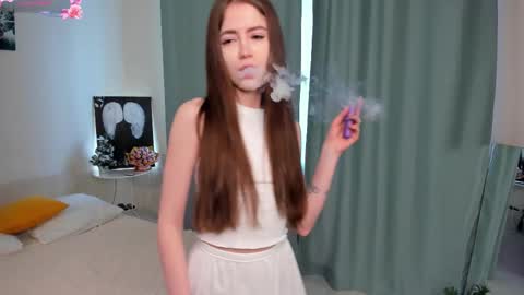 Snapshot of lillianperrys chatting on February 20, 2026, 12:38 pm Lily online show from February 20, 2026, 12:38 pm