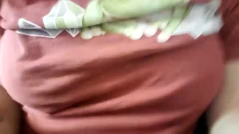 Snapshot of lilly49547 chatting on December 3, 2024, 12:24 am Lilly online show from December 3, 2024, 12:24 am