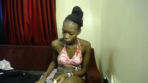 Snapshot of lilly_freak chatting on March 24, 2026, 2:44 pm Des online show from March 24, 2026, 2:44 pm