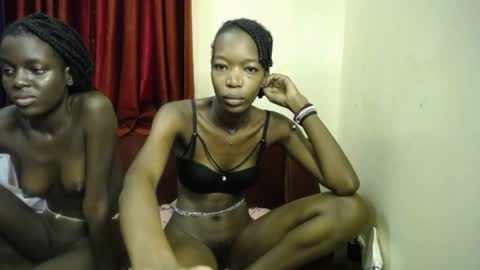 Snapshot of lilly_freak chatting on March 30, 2026, 4:46 am Des online show from March 30, 2026, 4:46 am