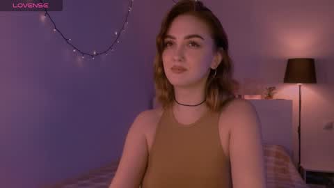 Snapshot of lillyfarey chatting on November 4, 2025, 6:40 pm LillyFarey online show from November 4, 2025, 6:40 pm