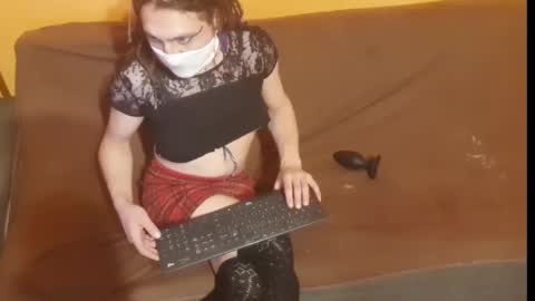 Lilli Sissy SlutCat online show from November 2, 2025, 11:51 pm