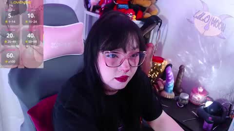 Lilo  online show from October 14, 2025, 2:51 pm