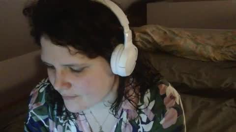 liloudouce online show from February 20, 2026, 5:46 pm