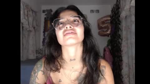 lil palacio online show from December 11, 2024, 10:49 pm