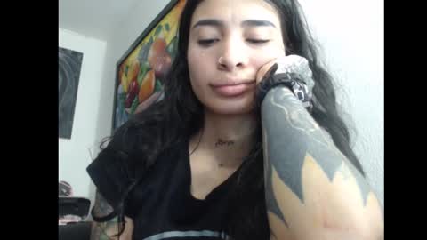 lil palacio online show from February 25, 2025, 10:26 am