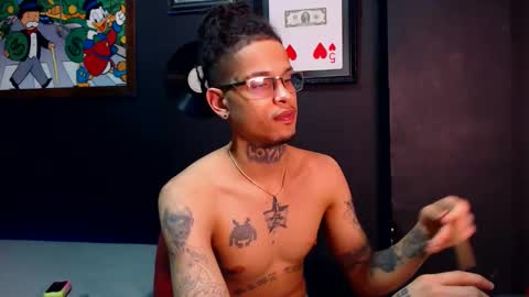 Snapshot of lilray99 chatting on May 21, 2026, 4:19 am ONLYFANS online show from May 21, 2026, 4:19 am