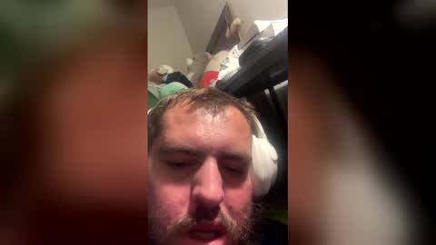 lilsubmission online show from April 22, 2026, 2:58 am