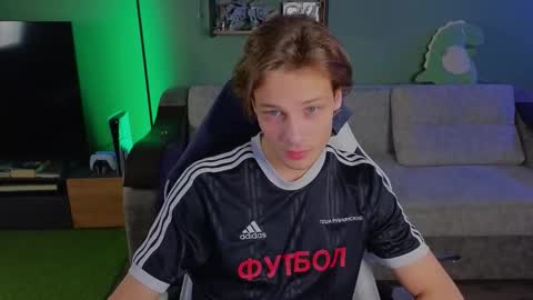 Snapshot of lilteddyboy chatting on October 21, 2025, 2:29 pm lilteddyboy online show from October 21, 2025, 2:29 pm