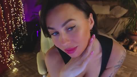 Lilu online show from April 9, 2026, 5:40 pm