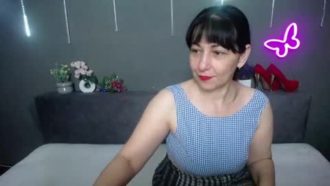 lilugrants online show from May 4, 2026, 6:37 pm