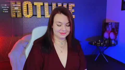 Lilu online show from February 9, 2025, 6:11 am