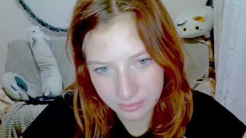 lily_ember online show from December 17, 2025, 6:58 pm
