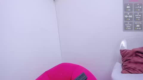 Snapshot of lily_evil chatting on September 23, 2025, 5:27 pm online show from September 23, 2025, 5:27 pm