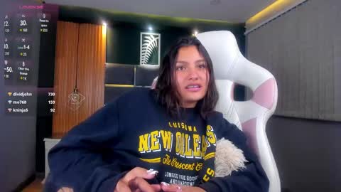 Lily online show from February 24, 2025, 10:15 am