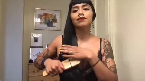 Snapshot of lily_henry chatting on February 24, 2025, 7:19 pm Little Lily online show from February 24, 2025, 7:19 pm