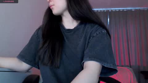 Lily Litle online show from February 25, 2026, 10:14 am