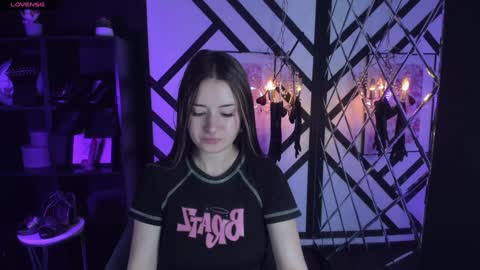 Lily online show from January 25, 2025, 7:17 am