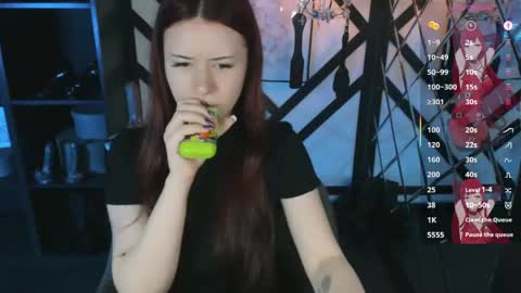 Snapshot of lily_moonlight chatting on May 17, 2026, 3:30 pm Lily online show from May 17, 2026, 3:30 pm