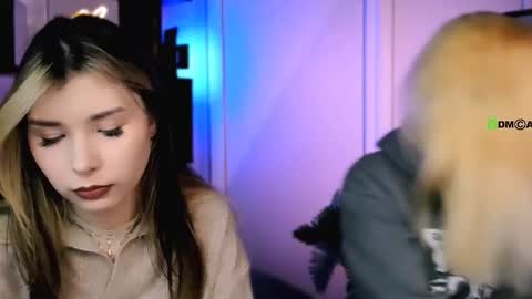 Lily online show from January 18, 2026, 7:17 pm