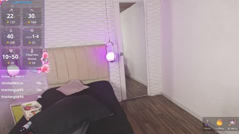 Snapshot of lily_waist chatting on October 25, 2025, 2:56 pm lily_waist online show from October 25, 2025, 2:56 pm