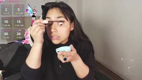 Snapshot of lily_waist chatting on November 18, 2025, 11:14 am lily_waist online show from November 18, 2025, 11:14 am