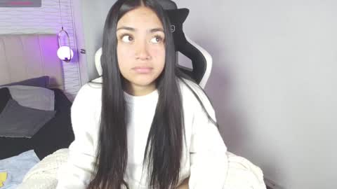 Snapshot of lily_waist chatting on November 25, 2025, 3:06 am lily_waist online show from November 25, 2025, 3:06 am