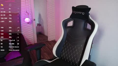 Snapshot of lily_waist chatting on January 11, 2026, 11:04 am lily_waist online show from January 11, 2026, 11:04 am