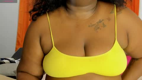 Snapshot of lilybaudyn_ chatting on May 9, 2026, 8:41 am Lily online show from May 9, 2026, 8:41 am