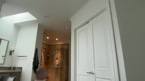 lilybrown07 online show from February 8, 2026, 6:22 pm